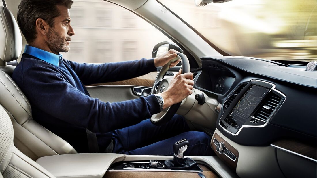 Volvo XC90 MJ 2015 Autofahrer 