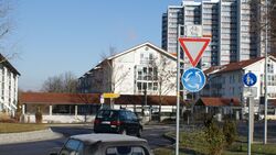 Vorfahrtsschild, Vorfahrt, Kreisverkehr