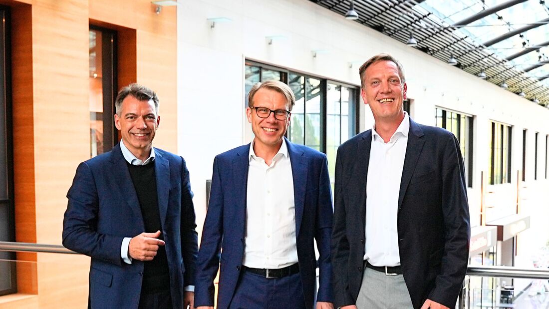 Vorstand des VMF - Verband der markenunabhängigen Mobilitäts- und Fuhrparkmanagementgesellschaften e. V. wiedergewählt: Frank Hägele (Deutsche Leasing), Vinzenz Pflanz (Sixt SE) und Christian Schüßler (Arval Deutschland).
