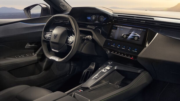 Wer den Peugeot E-3008 und E-5008 mit großer Batterie will, muss 4.100 Euro zusätzlich investieren