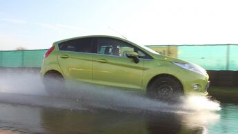 Winterreifen Bremstest im Sommer