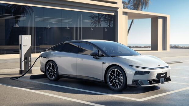 Xpeng bringt die große Reiselimousine P7+ im Jahr 2026