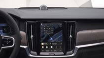 Zentraler Touchscreen eines Volvo mit überarbeiteter Benutzeroberfläche des Volvo UX Updates.