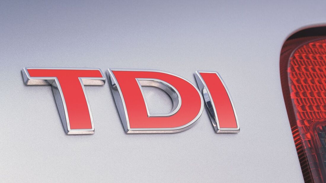 DAT Fuhrpark-Barometer: Wie gehen Flotten mit Diesel um?
