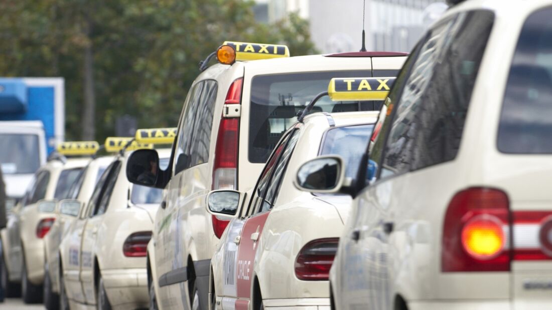 Autoclub testet Taxifahrer