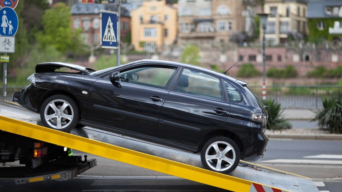 Stadt darf nicht einfach abschleppen