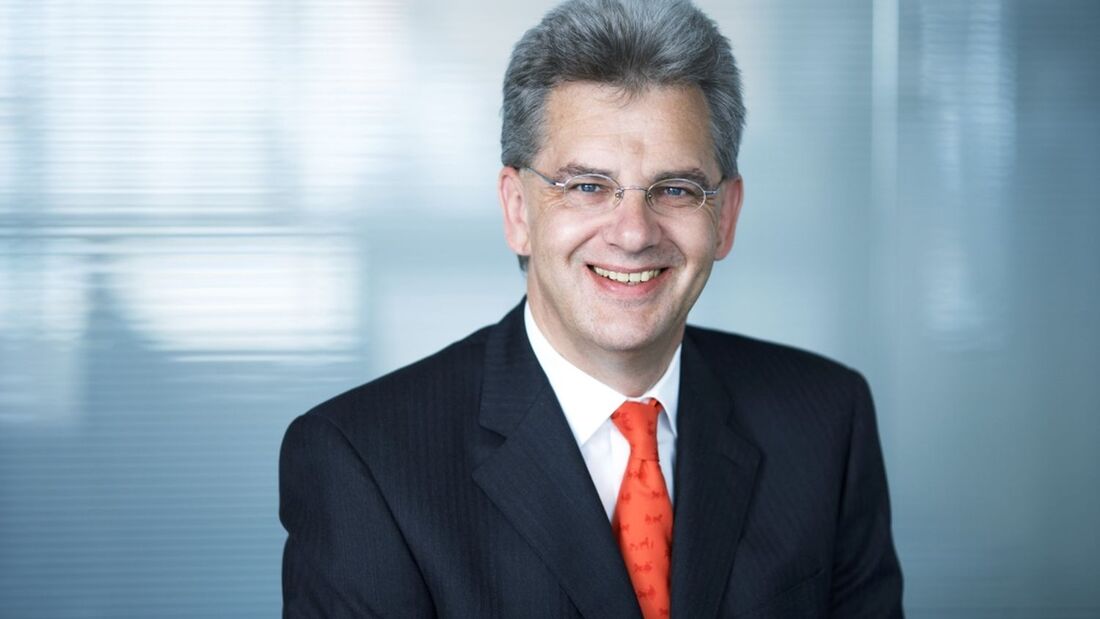 Fischer verstärkt Auto Bank-Vorstand
