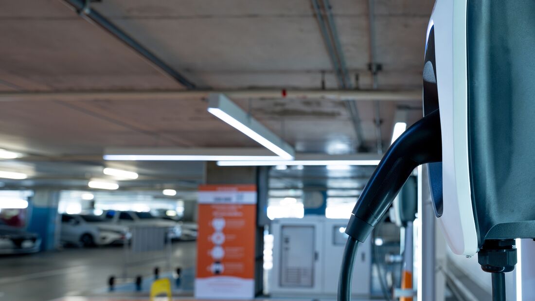 In der Tiefgarage ohne Netz laden