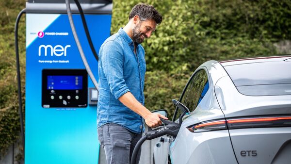 mer Ladestation 2025