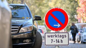 parken, parkplatz, bußgeld, parkregel, verkehrsrecht, schilder