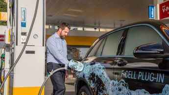 tanken, brennstoffzellenauto, f-cell, fuel, cell, mercedes, glc, shell, tankstelle