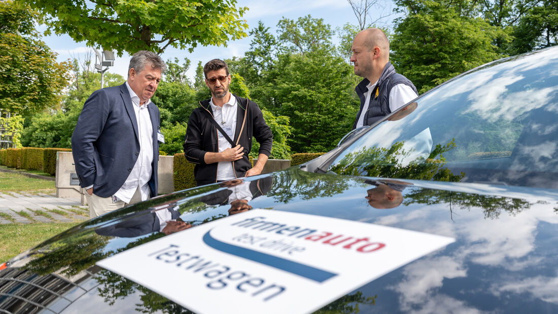v. li.: Axel Menger, Senior Account Manager Elektromobilität, EnBW Baden-Württemberg AG, Rui Filipe, Fleet Manager, Hugo Boss AG, ???